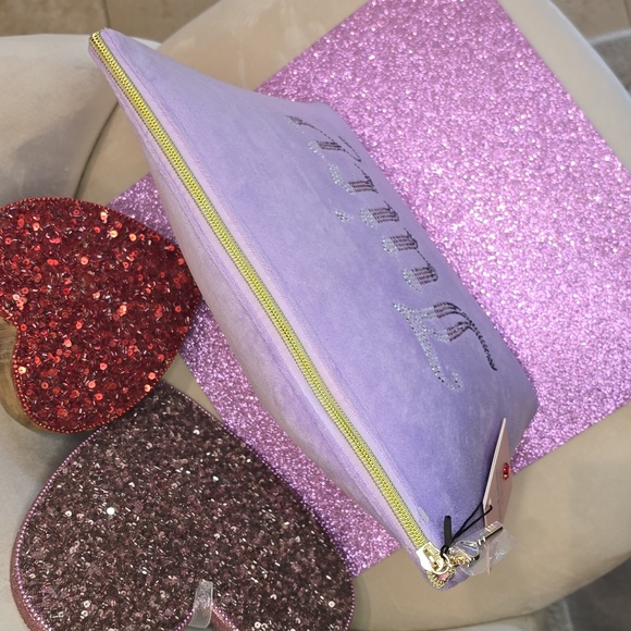 Juicy Couture 💜NWT💜 Light Purple Cosmetic Travel Bag!💜💜💜 - Picture 7 of 12